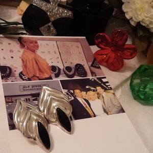 J&M DESIGNS, VINTAGE 925 SOLID STERLING SILVER, ONYX CLIP EARRINGS